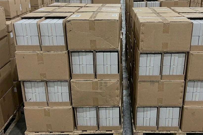 B2B Supply of Aeku accessories — small parcel