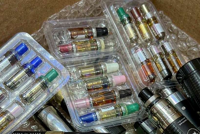 Bulk Distribution for Aeku accessories — small parcel