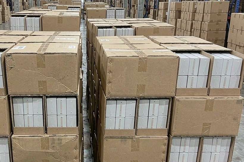 Buyer's Guide to Aeku devices — container load
