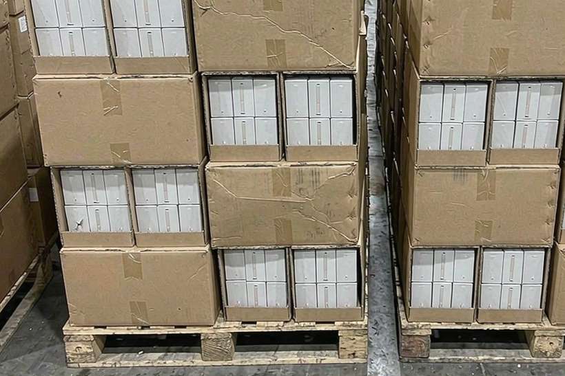 Buyer's Guide to Aeku hardware — container load