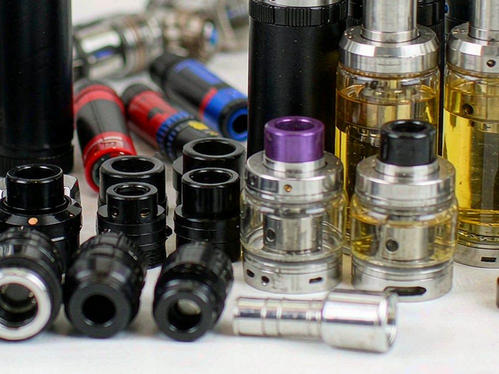 Comparison of Aeku accessories Suppliers — bulk case