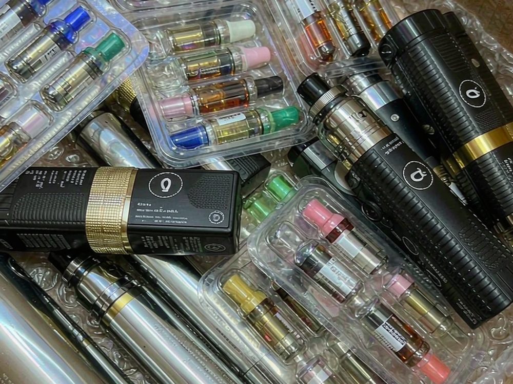 Comparison of Aeku e-liquid Suppliers — premium tier