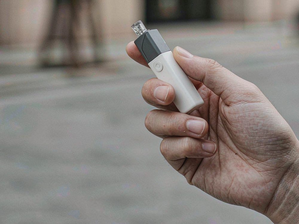 Compliance Notes for Aeku e-liquid — no minimum MOQ