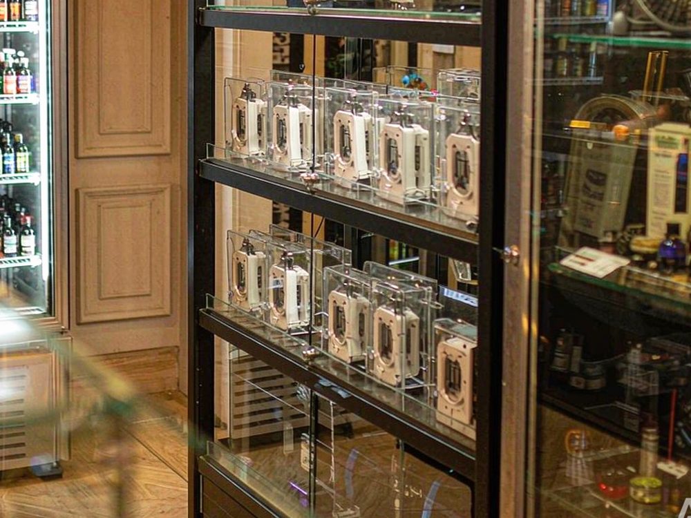 Device Catalog for Aeku products — no minimum MOQ