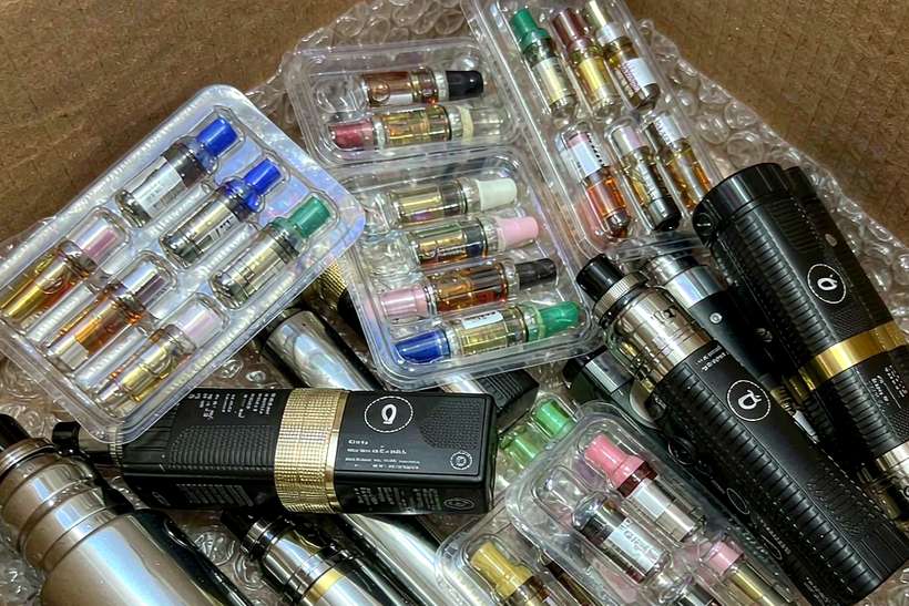 Glossary of Aeku accessories — sea freight