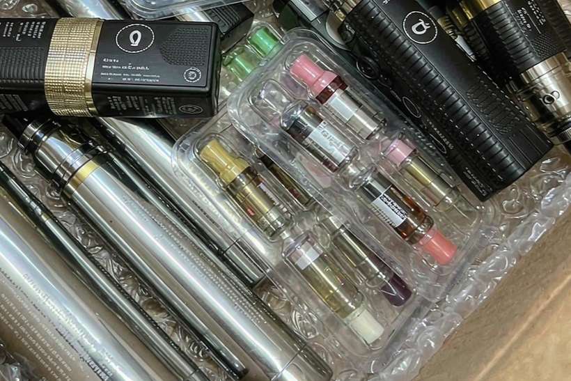 How to Store Aeku devices — age-verified