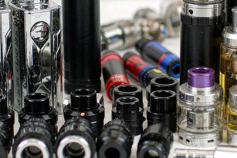 How to Store Aeku e-liquid — container load