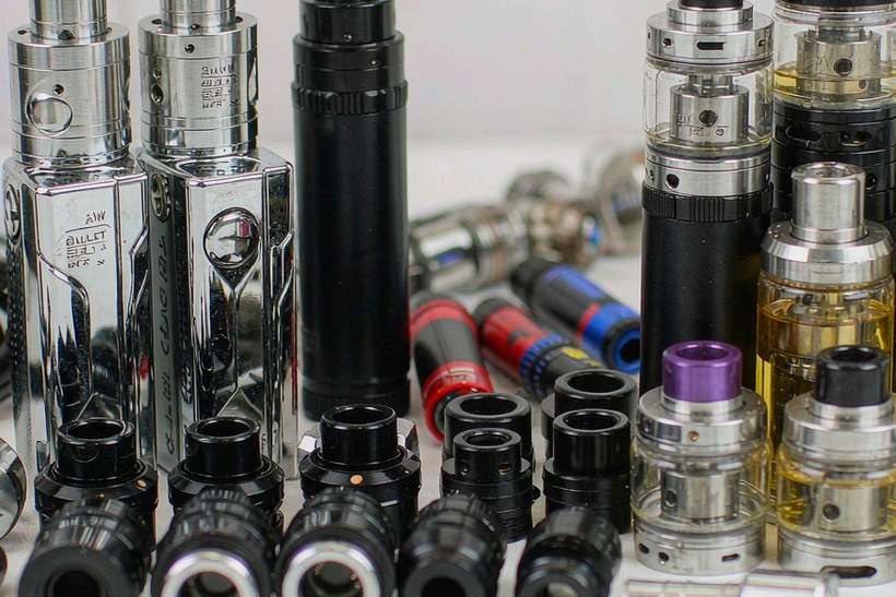 OEM and ODM Options for Aeku tanks — container load