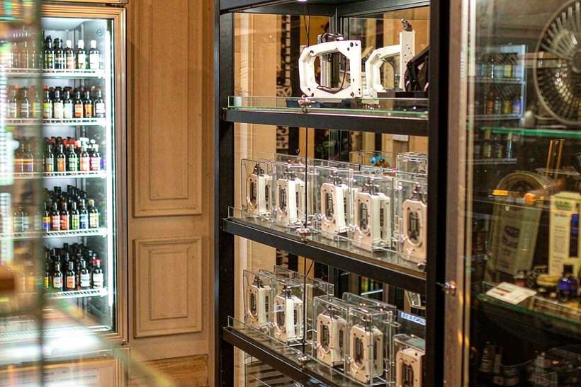 Reseller Guide to Aeku devices — Spring catalog
