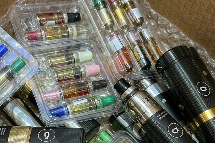 Top Picks of Aeku kits — container load