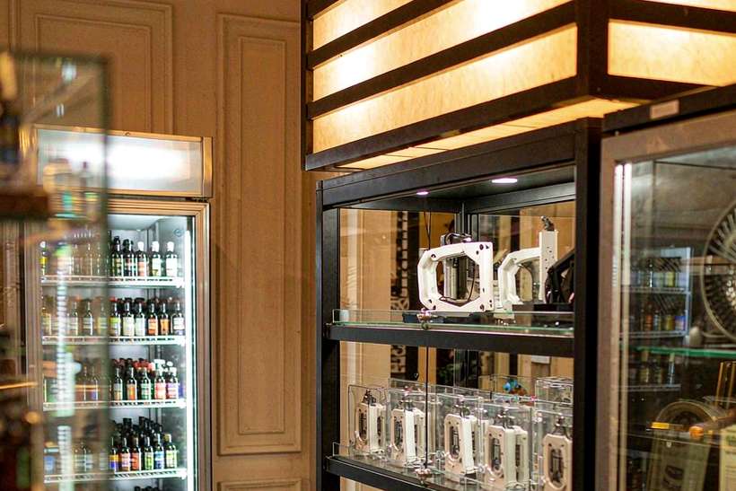 Warehouse Options for Aeku accessories — Middle East