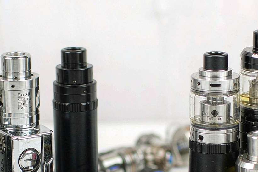 Warehouse Options for Aeku hardware — ODM ready