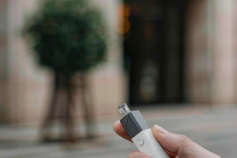 Warehouse Options for Aeku hardware — small parcel