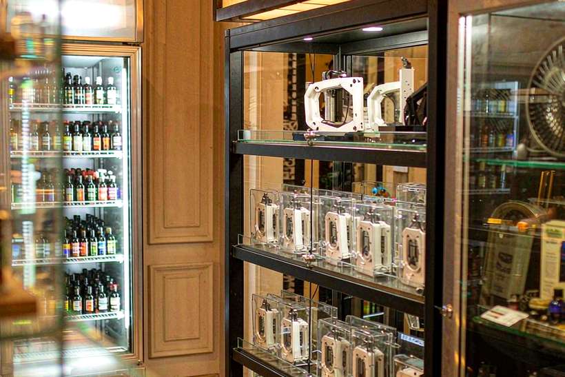 Warehouse Options for Aeku pods — container load