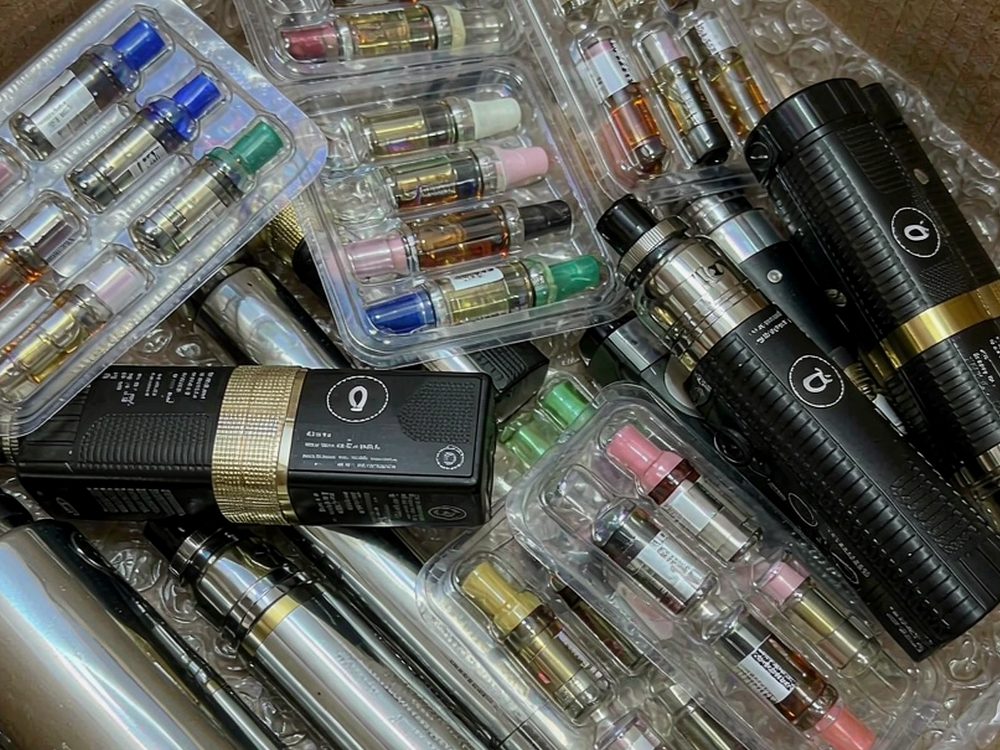 Wholesale Aeku accessories — no minimum MOQ