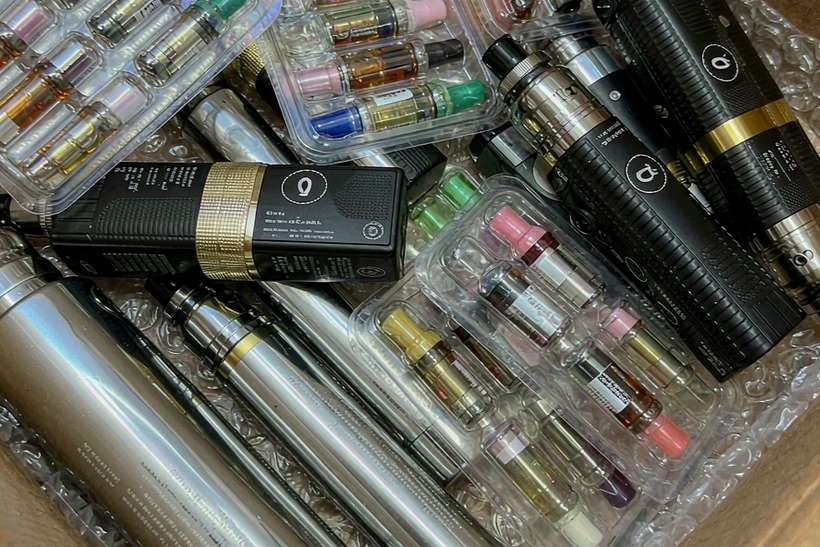 Wholesale Aeku hardware — EU stock